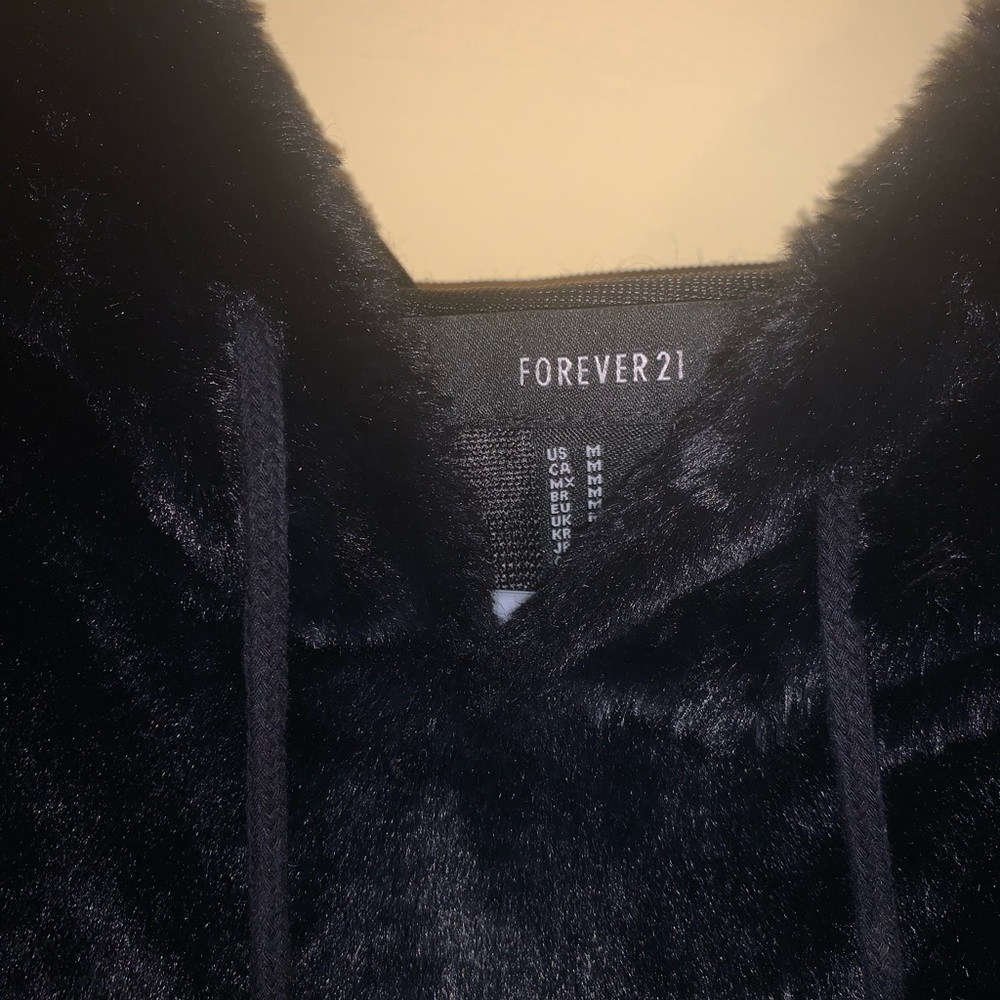 Sweater - Picture 2 of 3
